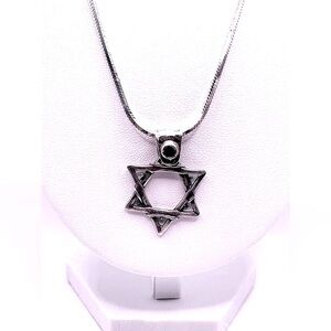 Silpada Vintage Rare Oxidized Sterling Silver & Blue CZ STAR OF DAVID Pendant